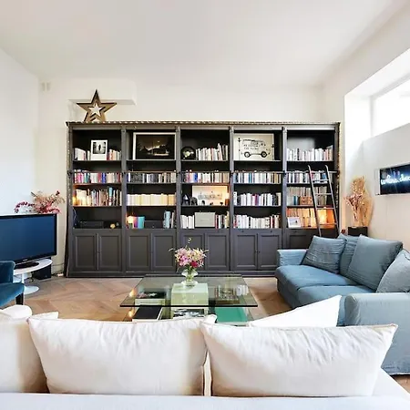 Penthouse Marais Terrasse Apartment